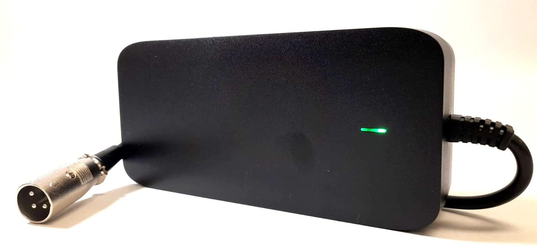 Enerpower Ladegerät Li-Ion 58,8V 2A 120 Watt (XLR-3, DC Rundstecker 5,5 x 2,5 mm) für 14S Li-Ion Akk