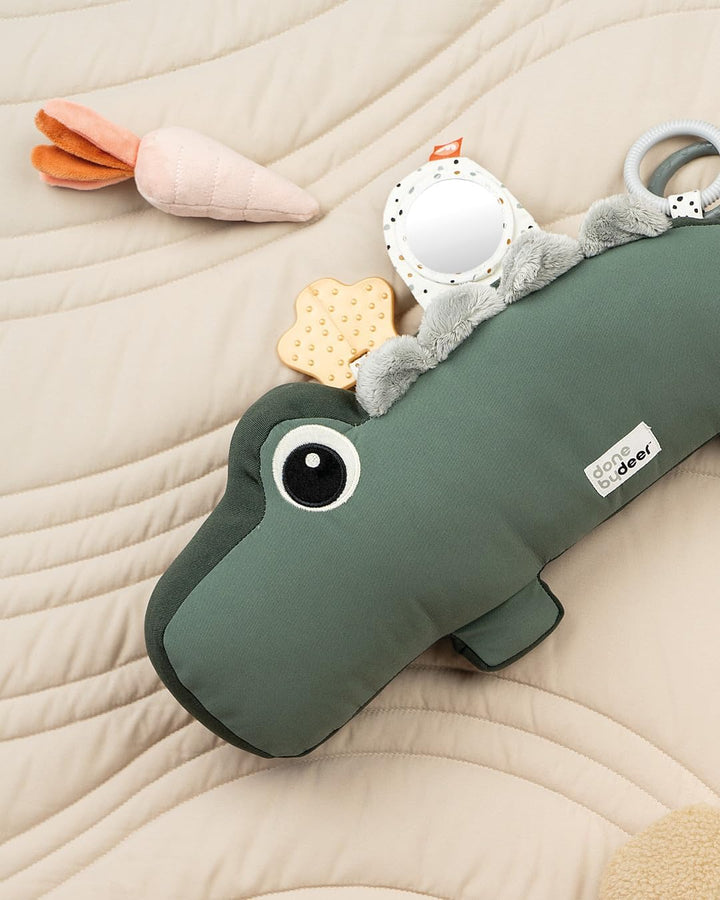 Done by Deer Spielkissen Croco Grün – Bauchzeit Babyspielzeug 0-6 Monate – Aktivitätsspielzeug Lager