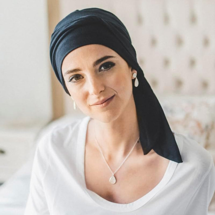 CAREBELL Smooth Onkologe Mütze aus Bambus für Chemotherapie oder Alopezie Marineblau, Marineblau