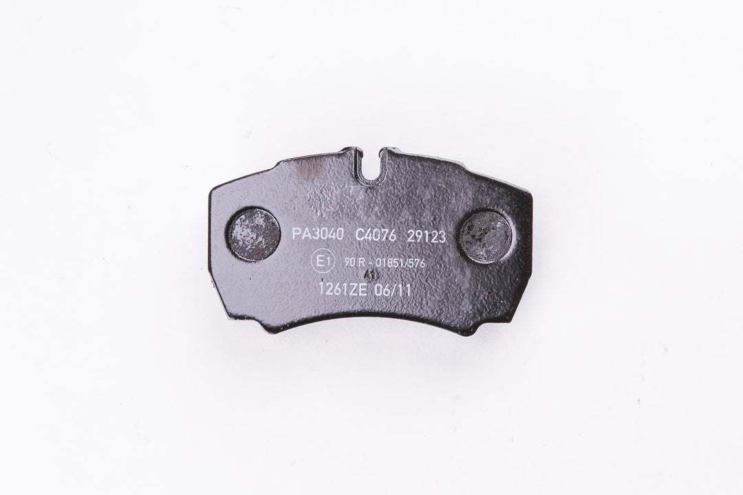 HELLA PAGID 8DB 355 005-421 Bremsbelagsatz - C4076 - Dicke/Stärke: 20.3mm - Bremssystem: Brembo - in