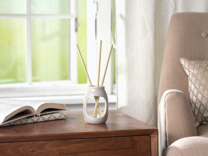 Yankee Candle Reed Diffusor, Starter-Set mit Duftstäbchen, Starter-Set, Black Coconut, Starter-Set