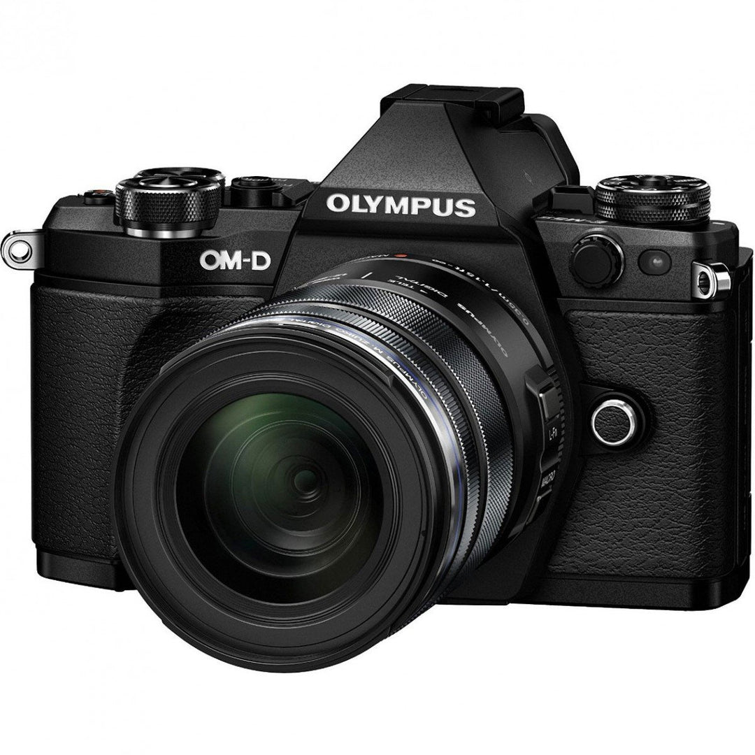 Olympus OM-D E-M5 Mark II Kit, Micro Four Thirds Systemkamera (16.1 Megapixel, 5-Achsen Bildstabilis