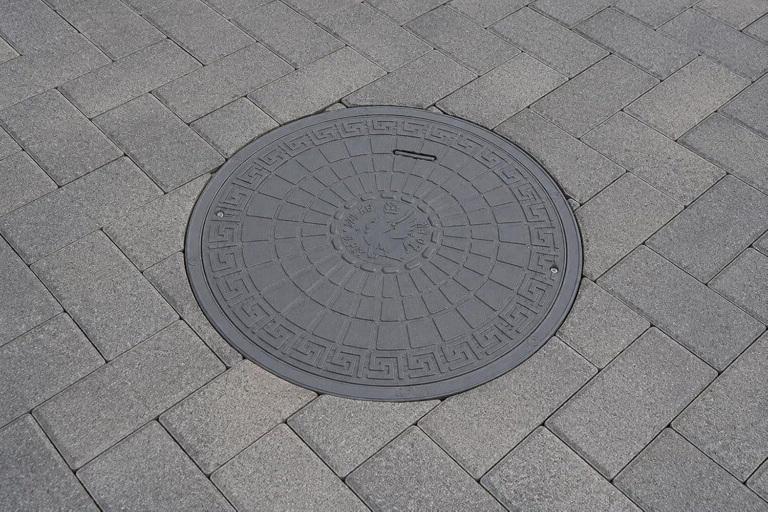 BABYLONPLAST Schachtabdeckung, Schachtdeckel DN615/730, 50 kN - Hochbelastbarer Kunststoff Kanaldeck