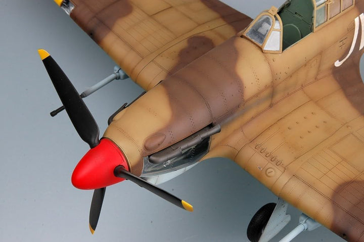 Trumpeter 02416 Modellbausatz Hurricane MK.II C/TROP