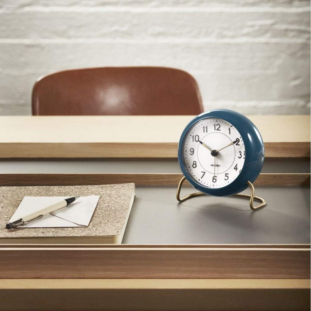 Arne Jacobsen Tischuhr Ø11 cm Station Originaldesign Schlummerfunktion, blau 11cm Dunkelgrün, 11cm D