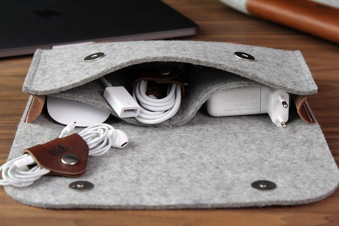 Pack & Smooch MacBook iPad Pro Zubehör Und Kabel Tasche 100% Wollfilz Und Pflanzlich Gegerbtes Leder