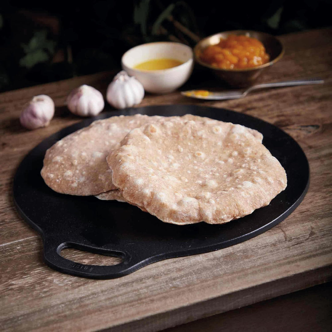 Victoria Grillplatte Gusseisen, Induktion Budare Dosa Pfanne 38cm für Pizza, Crepes, Feuer, Ofen, Gl