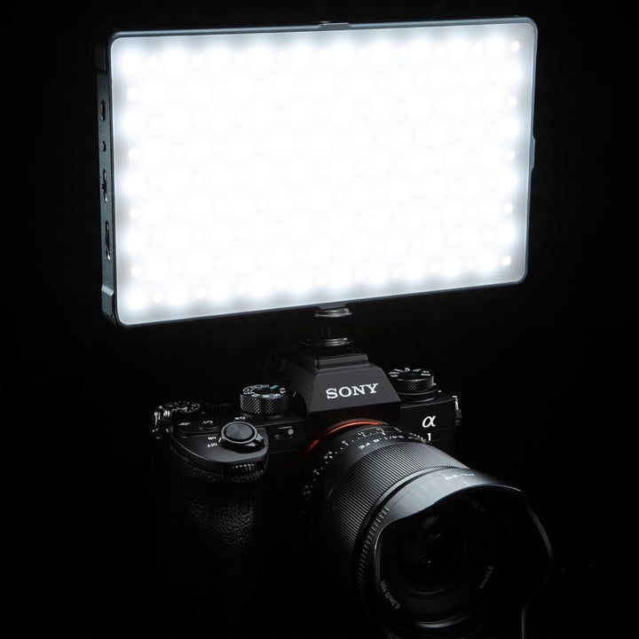 Rollei Lumis Slim LED M RGB LED-Dauerlicht, Videoleuchte mit 276 LED´s,3200K-5600K,18.5 W, 21 Effekt