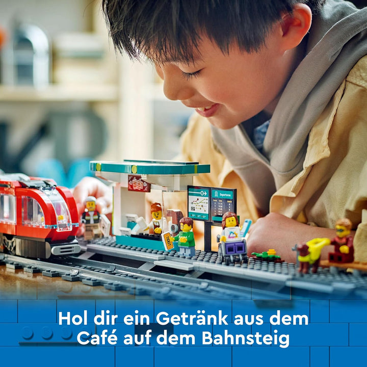 LEGO City Strassenbahn mit Haltestelle, Geschenkidee für Fans von Fahrzeug-Spielzeug ab 7 Jahren, mi