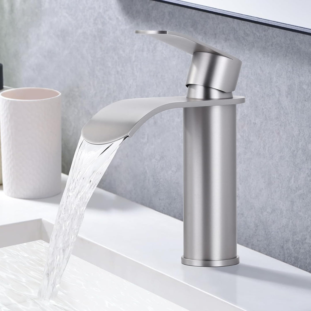 ARCORA Wasserhahn Bad, Hochdruck Waschtischarmatur wenig Lärm aus Edelstahl Einhandmischer Wasserfal
