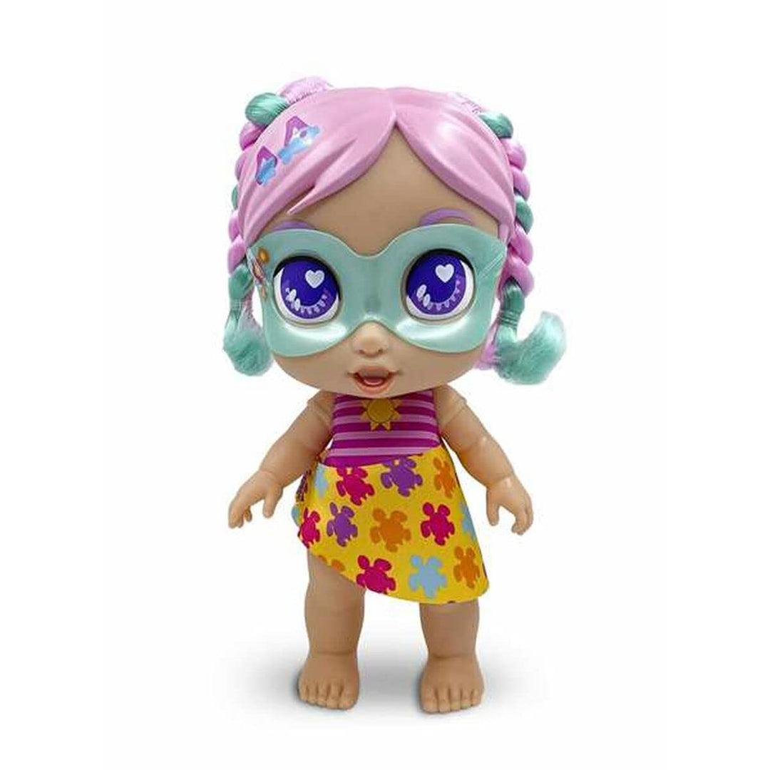 Bizak Super Cute Gabi Mission Strand, Puppe 26 cm, mit umwandelbarem Pareo im Umhang und Zubehör wie