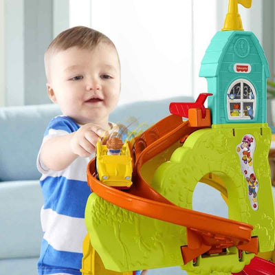 Fisher-Price HBD77 - Little People Sitz & Steh Hochhausrennbahn – 2-in-1-Spielset und Fahrzeug, Auto