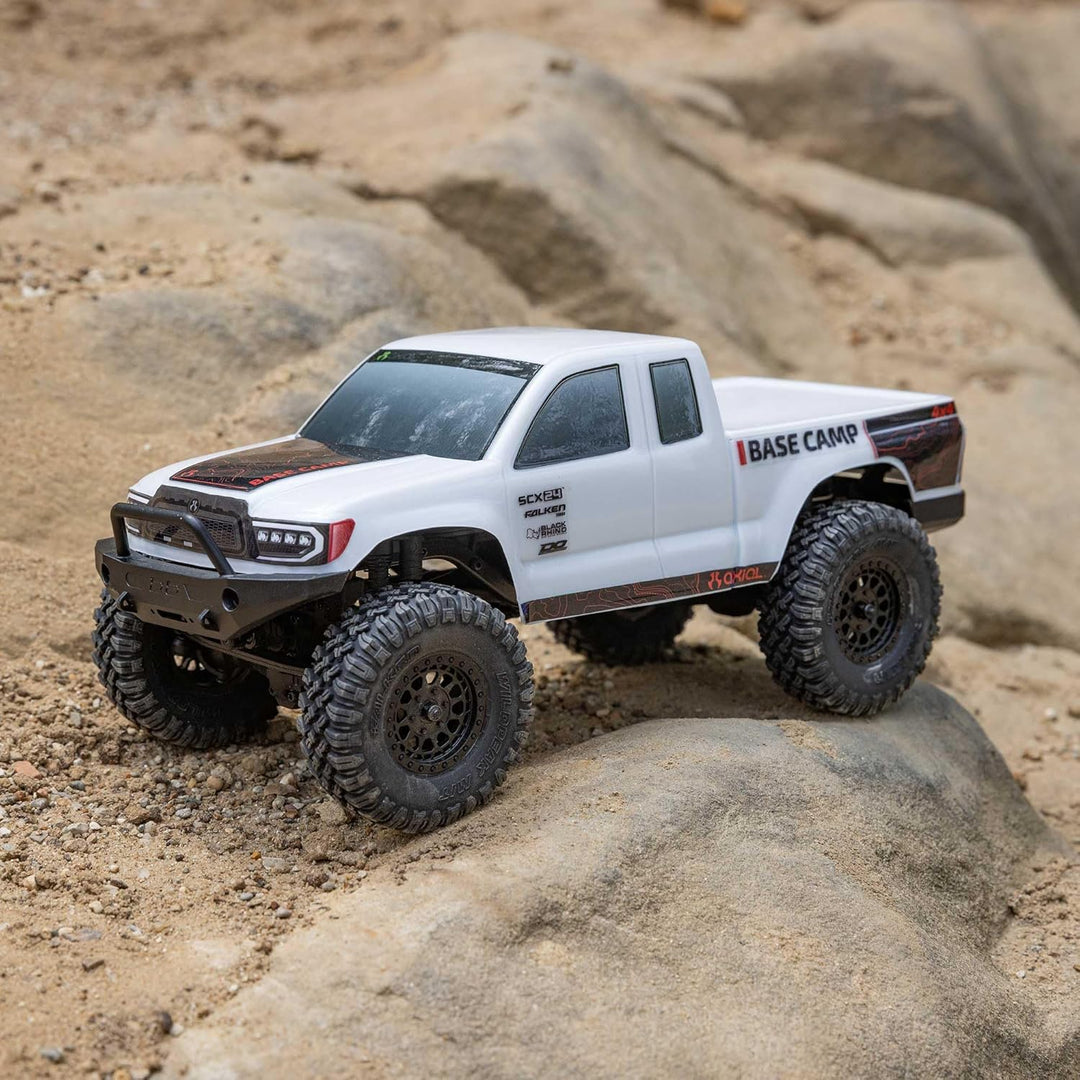 Axial 1/24 SCX24 Base Camp 4X4 RTR Brushed Rock Crawler (Battery & Charger Included), White Mehrfarb