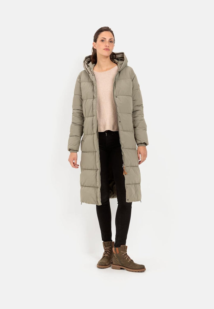camel active Damen Langer Puffermantel aus recyceltem Polyester 38 Grün, 38 Grün