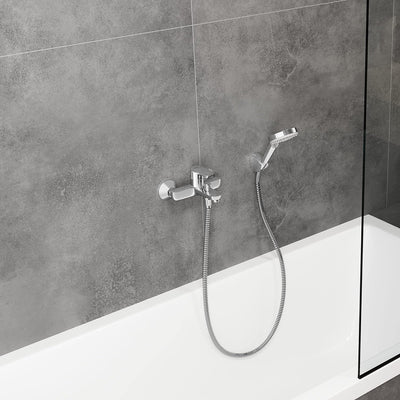 hansgrohe Duschset Vernis Blend, Duschkopf wassersparend mit Schlauch und Halterung, Handbrause mit