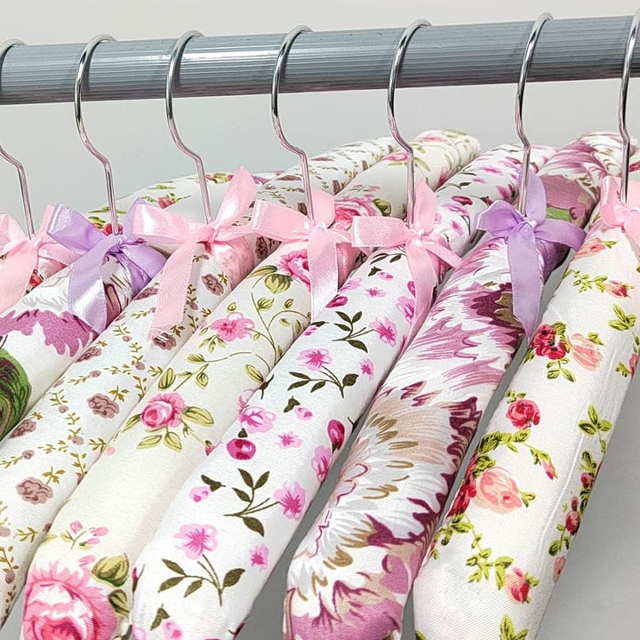 Kleiderbügel 10 Stück Lieferung mit Blumenmuster, gepolstert, weich, Gepolsterte Kleiderbügel Platzs