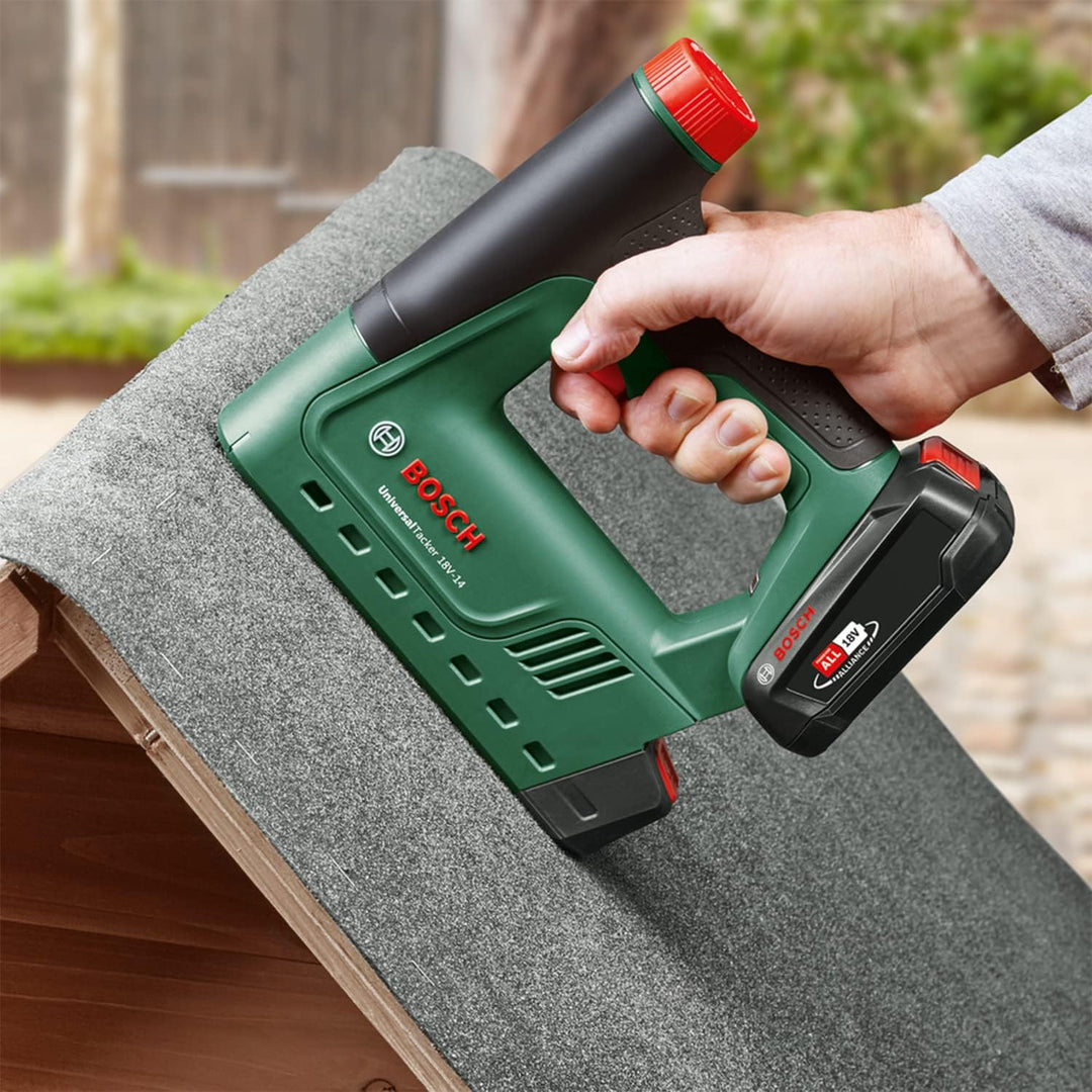 Bosch Akku-Tacker UniversalTacker 18V-14 (Tackern/heften in Weich-und Hartholz; für Klammern und Näg