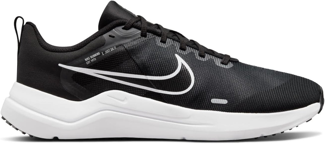 Nike Herren Downshifter 12Sneaker 39 EU Black White Dk Smoke Grey Pure, 39 EU Black White Dk Smoke G