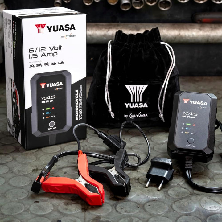 Yuasa YCX1.5 6/12 V 1,5 A Motorradbatterie-Smart-Ladegerät Schwarz, Schwarz