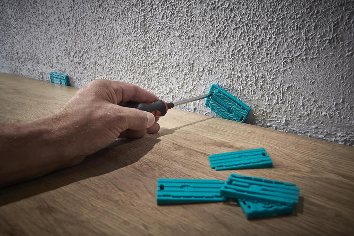 wolfcraft Geling-Set zum Laminat- und Designboden verlegen I 6975000 I Zugeisen, Schlagholz und 30 U