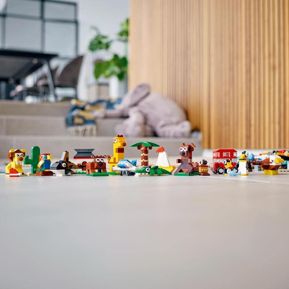 LEGO 11015 Classic Einmal um die Welt Steine, Spielzeug für Kleinkinder ab 4 Jahre mit Bausteinen un