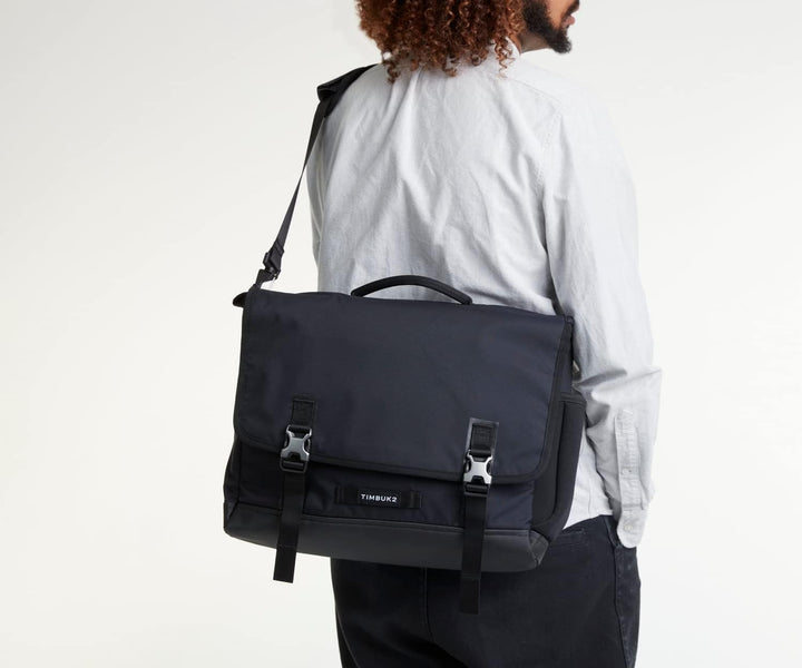 Timbuk2 Unisex Closer Laptop Briefcase Gepäck, Kuriertasche (1er Pack) Einheitsgrösse Eco Black Delu