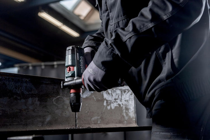 metabo Akku-Bohrschrauber BS 18 LTX-3 BL Q I Metal - 18V, CAS, 130Nm Drehmoment, 3 Gänge - Schnellwe