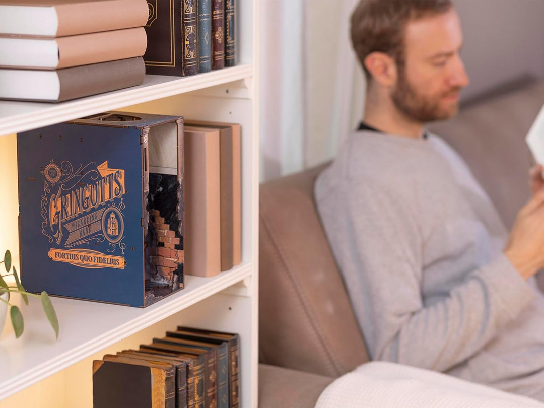 Revell Modellbausatz Tiny Adventures, Gringotts Bank Harry Potter, 3D Miniaturhaus, DIY Book Nook Ho