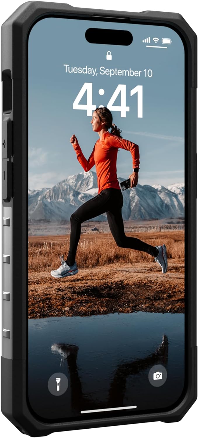 URBAN ARMOR GEAR Plasma Hülle kompatibel mit Apple iPhone 15 Pro [Wireless Charging kompatibles Cove