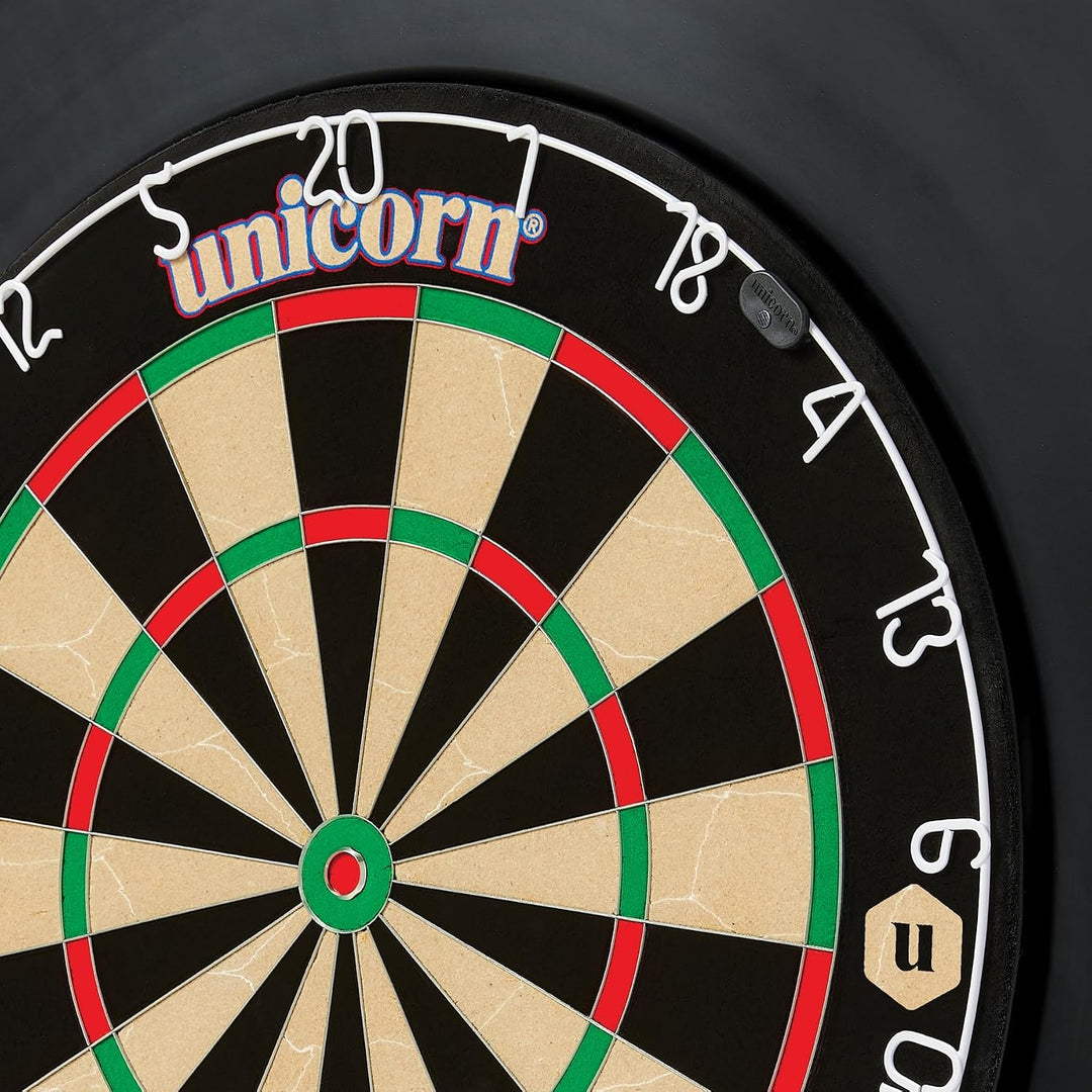 Unicorn Eclipse Pro Dartscheibe mit 2 Borsten und professionellem Sisal und High Definition Spider,