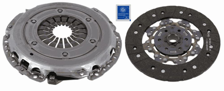 SACHS Kupplungssatz 3000 970 126, OE-Qualität, Kupplungssatz-Austausch beim Auto