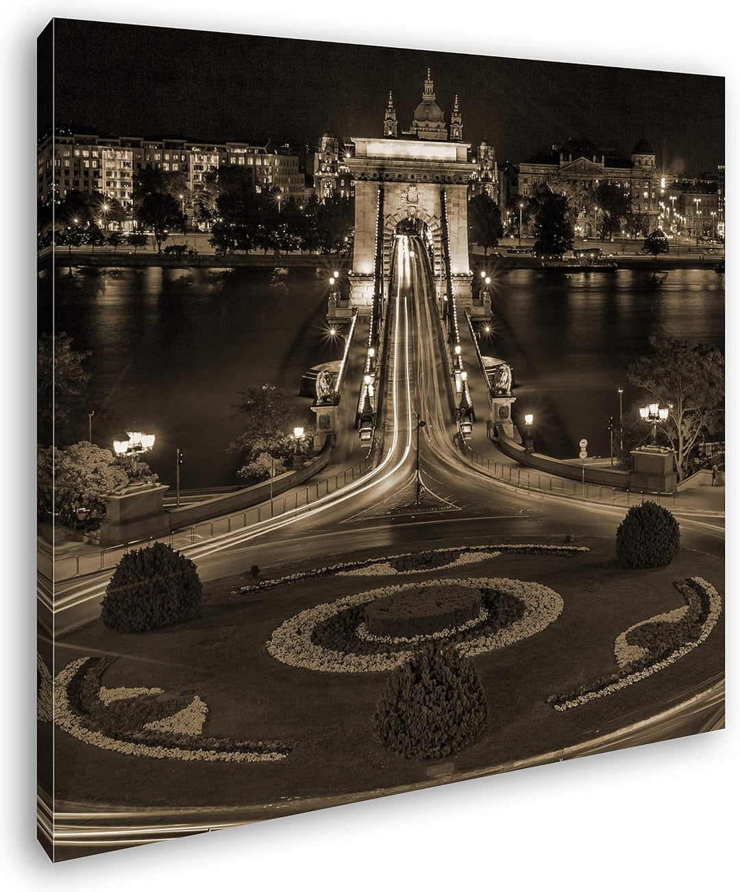 deyoli Kettenbrücke in Budapest bei Nacht Format: 60x60 Effekt: Sepia als Leinwandbild, Motiv auf Ec