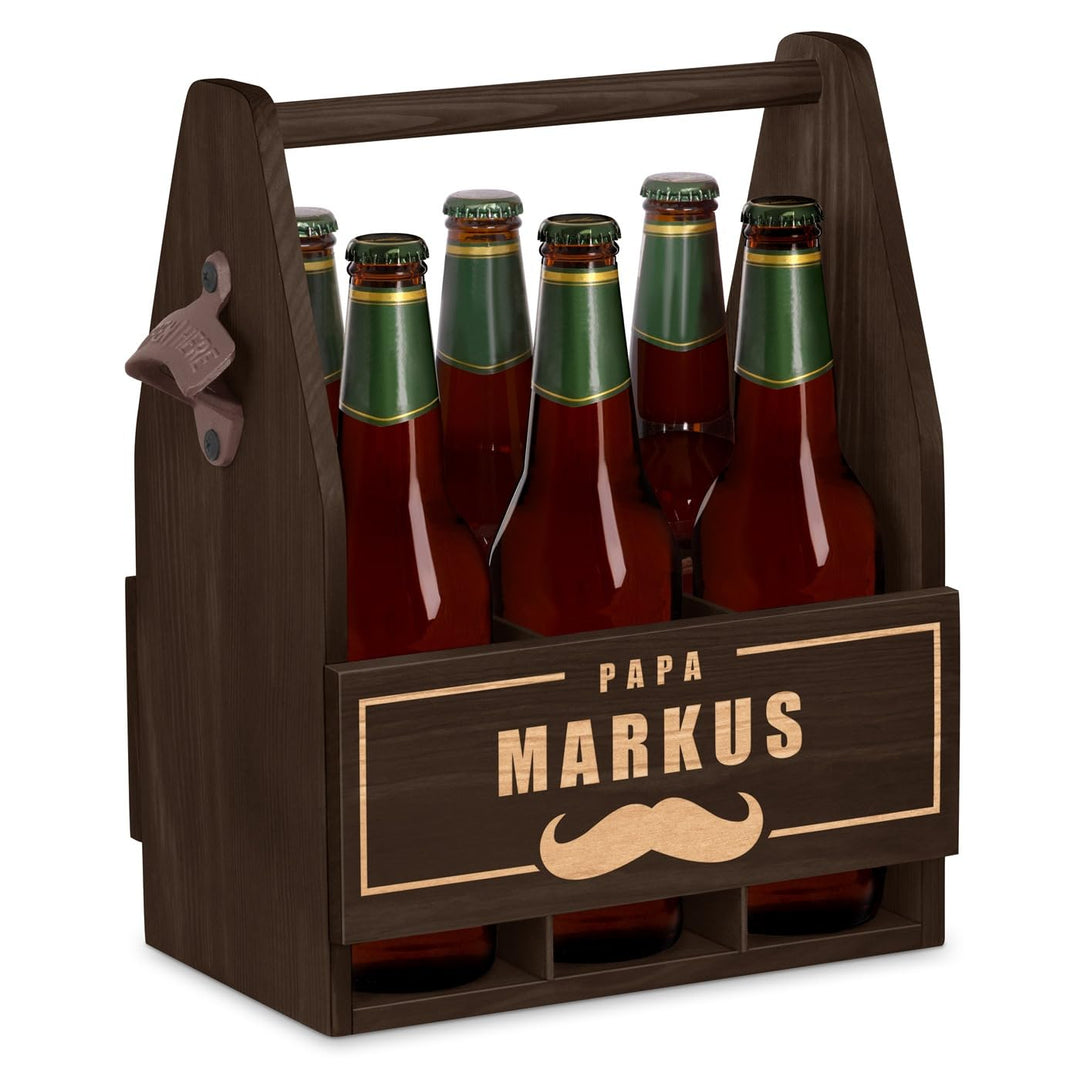 Maverton Bierträger für 6 Flaschen 0,5L + Gravur - Männerhandtasche mit Flaschenöffner - Grösse: 25x