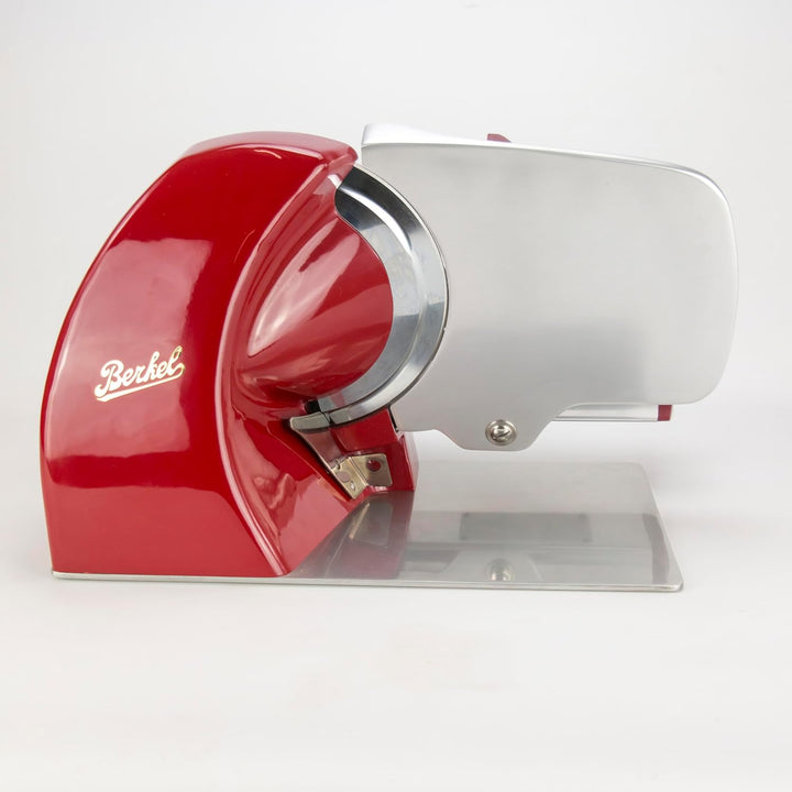 Berkel Aufschnittmaschine Home Line 250 in rot - Premium Schneidemaschine inkl. handgefertigtem Einl