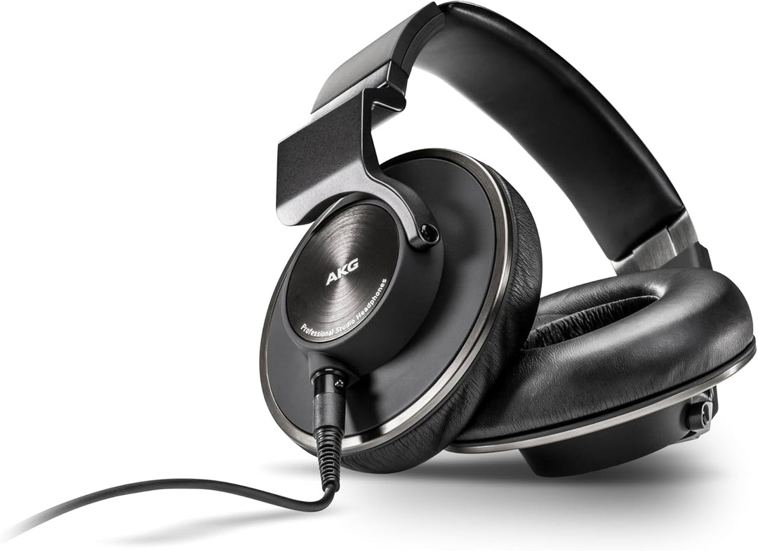 AKG Pro Audio K553 MKII Over-Ear, geschlossene Rückseite, Faltbare Studio-Kopfhörer, Schwarz Ohrumsc