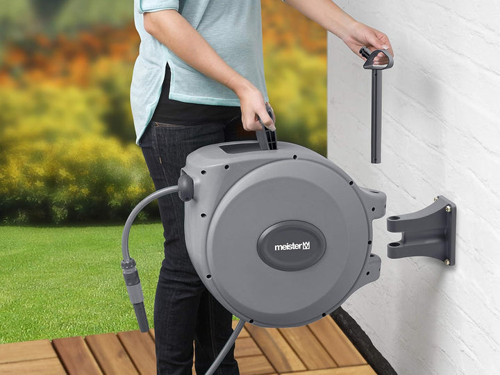 Meister Automatischer Schlauchaufroller - 20 + 2 Meter Schlauch - Automatisches Aufwickeln - Flexibe