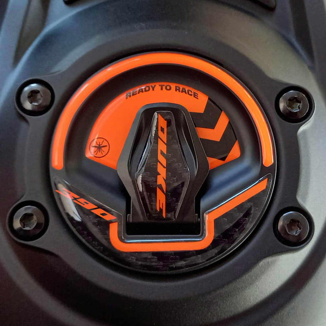 LABELBIKE 3D Motorrad Tankdeckelaufkleber kompatibel mit KTM | 390 Duke 2024-2025, Harzschutz, Kratz