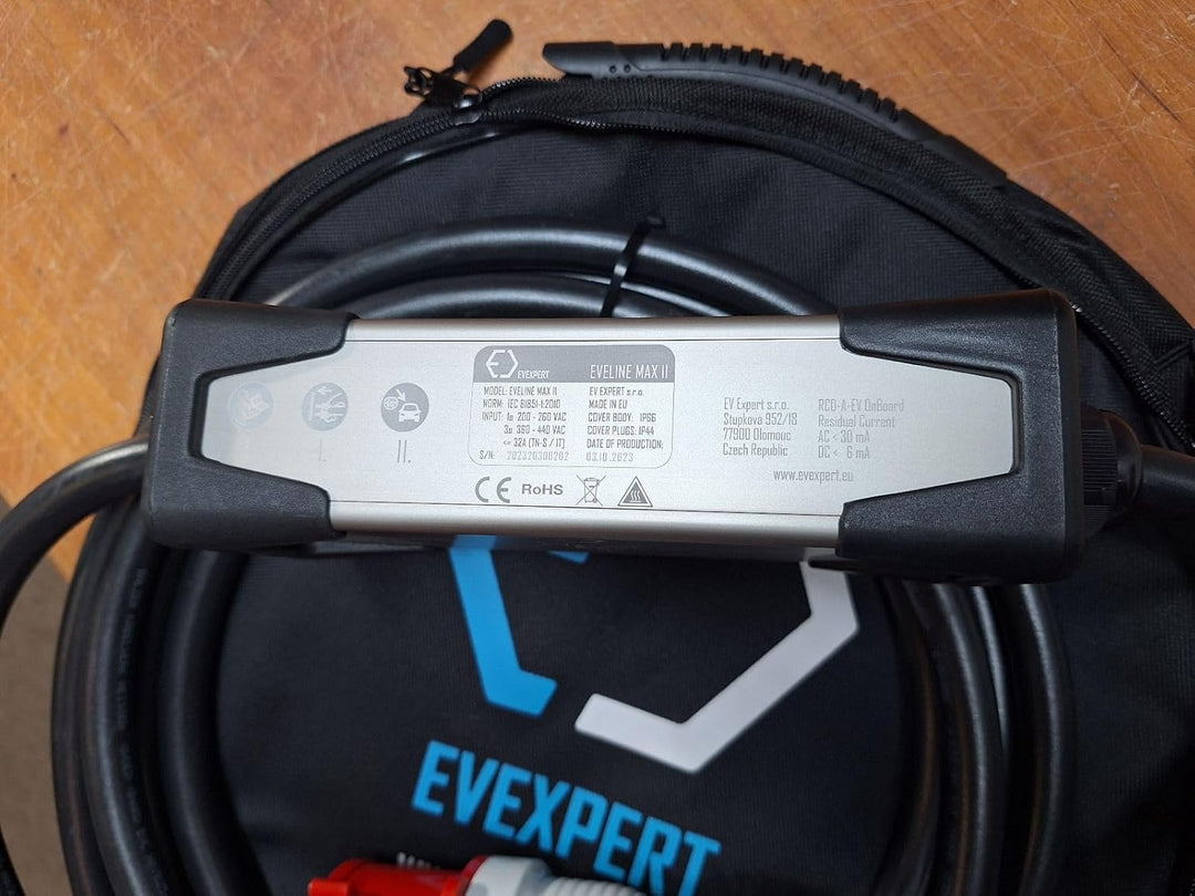 Eveline Max II Smart tragbares Ladegerät Typ2 - CEE 5-pin (RCD FI A-EV) | 16-32A | 3-phasig | 5-8M +