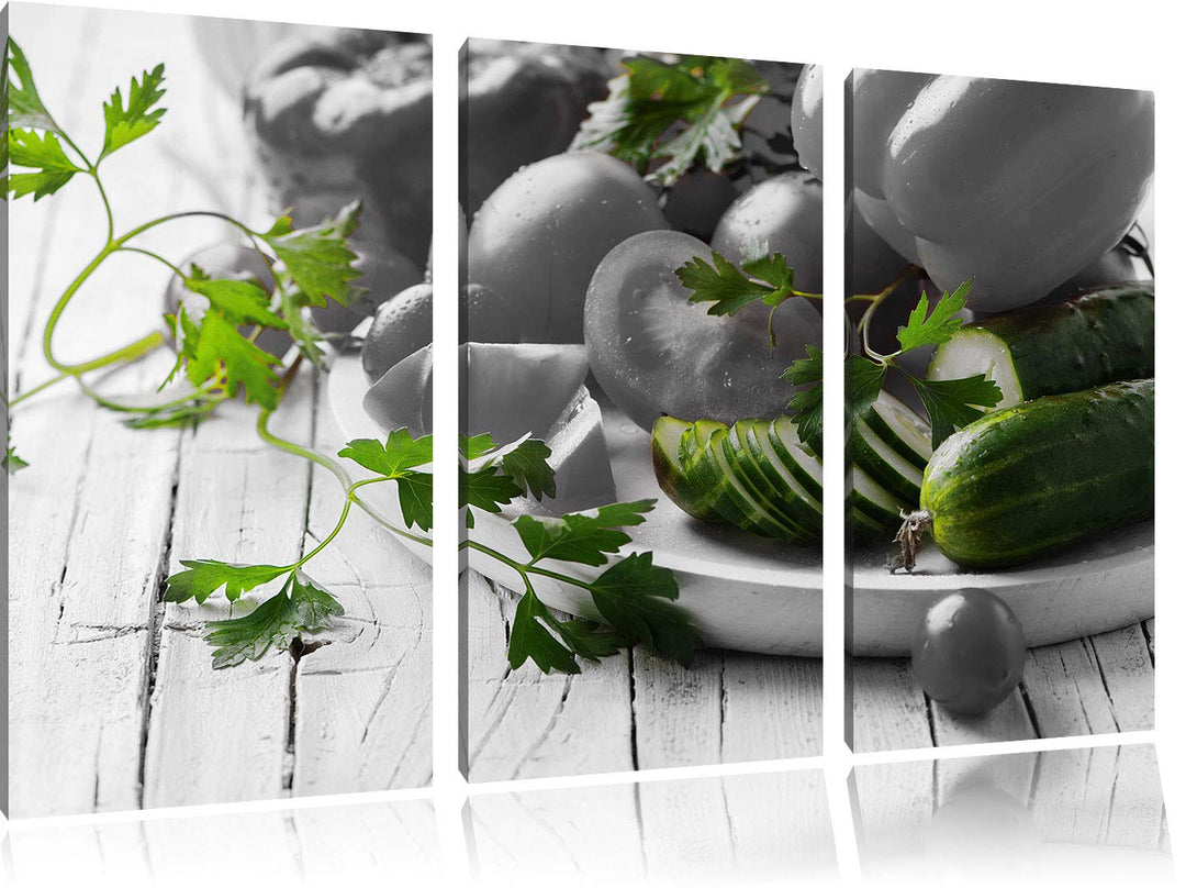 Gemüseteller mit Paprika, Tomate und Zucchini schwarz/weiss 3-Teiler Leinwandbild 120x80 Bild auf Le