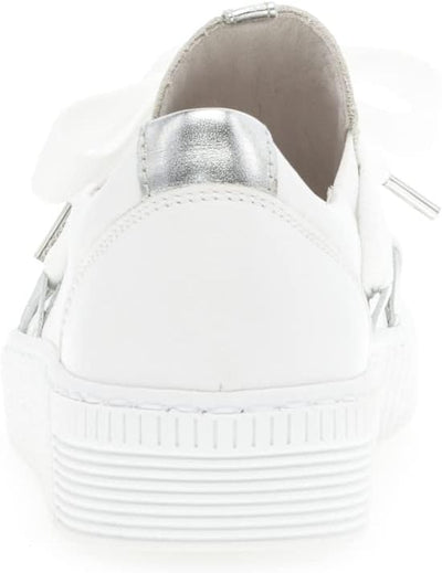 Gabor Damen Low-Top Sneaker, Frauen Halbschuhe,Wechselfussbett,Best Fitting 35 EU Weiss Silber Ice,