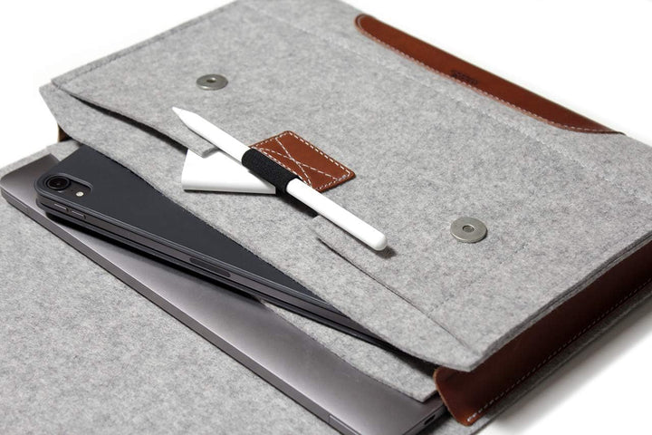 Pack &amp; Smooch 16" Laptophülle, Laptoptasche, MacBook Tasche -CORRIEDALE L -100% Merino Wollfilz, Pfl