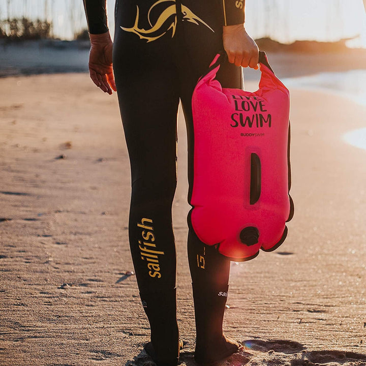 Set Freiwasser Schwimmboje 20 Liter und Badekappe. Sicherheitsschwimmboje für das Schwimmen im offen