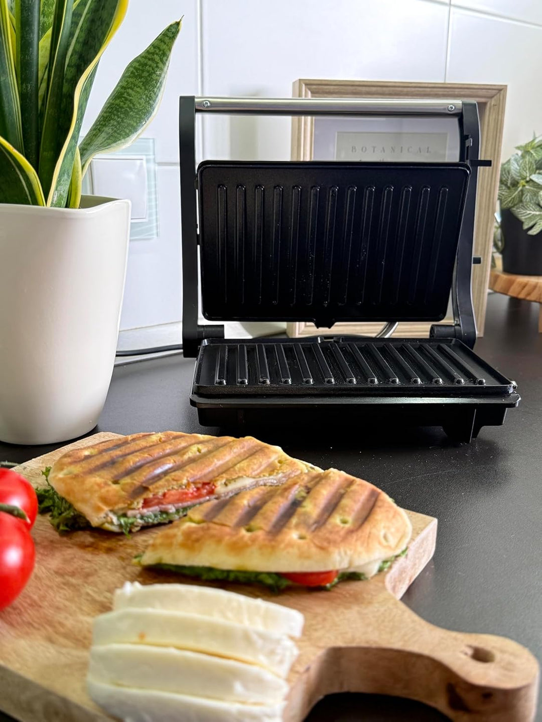 Steba FG 10 GRILLINO Kontaktgrill & Panini-Grill | 180° aufklappbar als Tischgrill | Keramikplatten