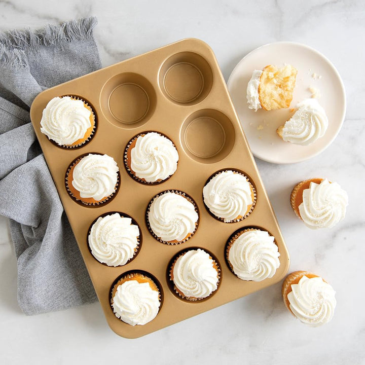 Nordic Ware Naturals Muffinform aus Aluminium, antihaftbeschichtet, zwölf 7,9 cm grosse Tassen 12 Mu