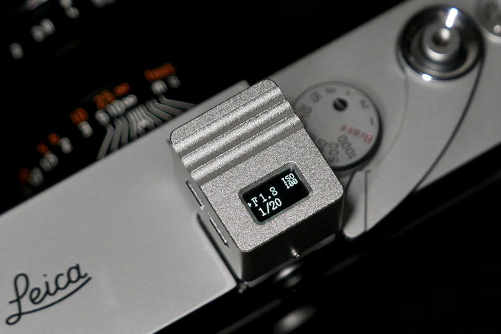 KEKS by antonKUNZE KM-Q OLED digitaler Belichtungsmesser Silber - OLED Display auf Oberseite