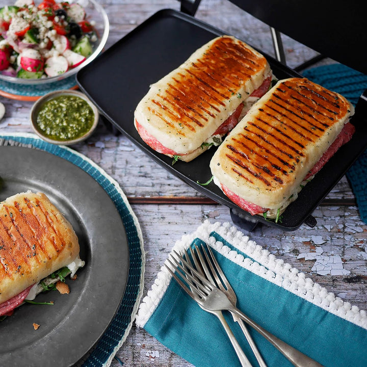 Breville Sandwich/Panini-Toaster | Sandwichmaker im Café-Stil für 3 Scheiben | Edelstahl [VST025X]