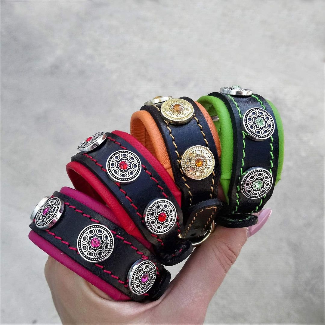 Bestia "Bijou Hundehalsband aus echtem Leder S - passt auf einen Hals von 25 bis 30 cm Schwarz &amp; Rot