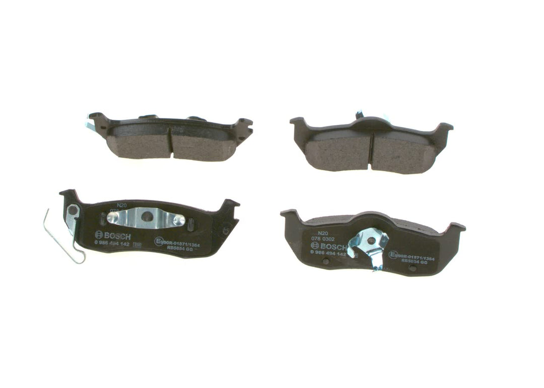 Bosch BP1053 Bremsbeläge - Hinterachse - ECE-R90 Zertifizierung - vier Bremsbeläge pro Set