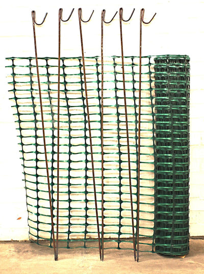 Warnzaun, Bauzaun, Absperrzaun Medium 140g/m², 1 x 25m, grün + 10 rostfreie Stahlstangen Ø8mm, 1.30m
