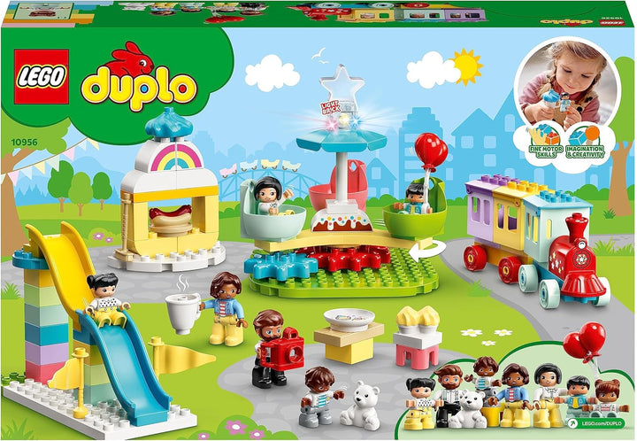 LEGO 10956 DUPLO Erlebnispark, Kinderspielzeug ab 2 Jahre mit Jahrmarkt und Zug für Mädchen und Jung